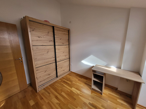 Apartment mit zwei Schlafzimmern in einem neuen Gebäude in Tivat